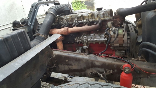 รถฮีโน่ 6 ล้อ ตู้แห้ง FF 195 แรงม้า. ปี 39    สนใจติดต่อ  081 - 6079515