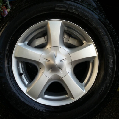 ล้อ all new isuzu ขอบ 17 พร้อมยางปี 14  ชุดล่ะ 13,500