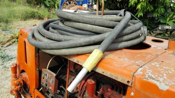 ****** Sold Out!! ****** เครื่องยิงทราย IWATA Japan เครื่องยนต์ดีเซล ISUZU C240 อุปกรณ์ สาย หัว ถัง ครบพร้อมใช้!!