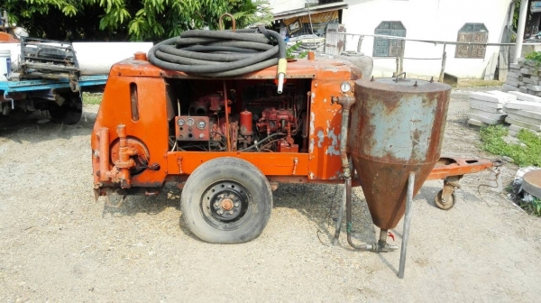 ****** Sold Out!! ****** เครื่องยิงทราย IWATA Japan เครื่องยนต์ดีเซล ISUZU C240 อุปกรณ์ สาย หัว ถัง ครบพร้อมใช้!!