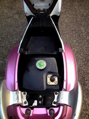 Fino  สีขาวชมพู่ รถบ้านเดิมเดิม 11900 สภาพพร้อมใช่งาน