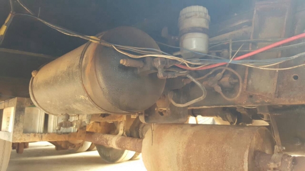 ขายเทนเลอร์ 10 ล้อ 2 เพลา หางพับไฮดรอริค HINO KT725 เครื่อง HO7C 180 แรงม้า คัสซีสวย เบรคทิฟฟี่ สโลว์กลาง พาวเวอร์ ทะเบียนพร้อมโอนครับ