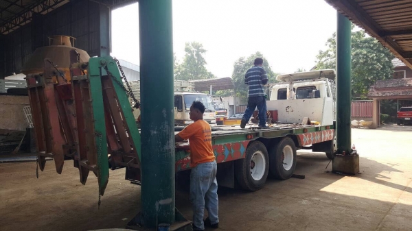 ขายเทนเลอร์ 10 ล้อ 2 เพลา หางพับไฮดรอริค HINO KT725 เครื่อง HO7C 180 แรงม้า คัสซีสวย เบรคทิฟฟี่ สโลว์กลาง พาวเวอร์ ทะเบียนพร้อมโอนครับ