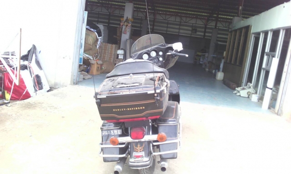HD  ULTRA 2002    330,000