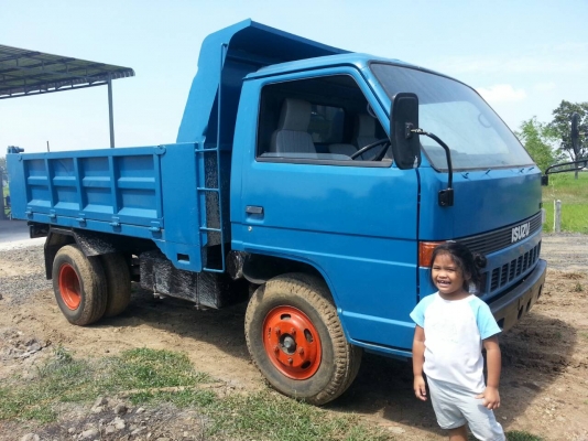 ขายรถบรรทุก 6 ล้อดัมพ์ ISUZU NPR 115 แรงม้า ราคา 320000