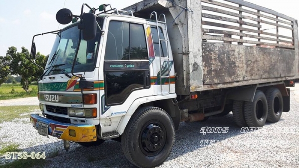 ขายด่วน รถบรรทุก 10 ล้อ ISUZU ROCKY 175 แรง ดั้ม เพลาเดียว รถพร้อมใช้ ราคาสุดคุ้ม ขายด่วน รถบรรทุก 10 ล้อ ISUZU ROCKY 175 แรง ดั้ม เพลาเดียว รถพร้อมใช้ ราคาสุดคุ้ม