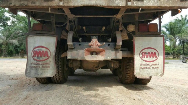 รถ10 ล้อ ISUZUหัวตึก เครื่อง 300 2 เพลา ดั้ม