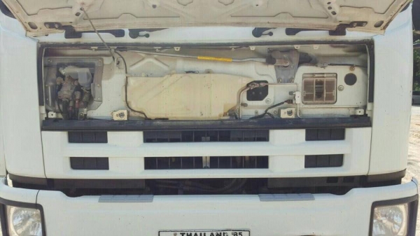 รถ10 ล้อ ISUZUหัวตึก เครื่อง 300 2 เพลา ดั้ม