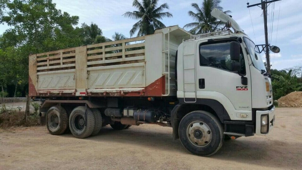รถ10 ล้อ ISUZUหัวตึก เครื่อง 300 2 เพลา ดั้ม