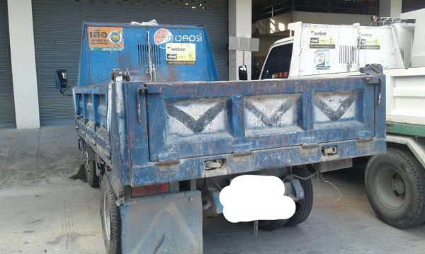 หกล้ออีซูสุดั้มเล็ก  100 แรงม้า  (รถร้านวัสดุ )  พร้อมใช้งาน  เล่มติดมือ