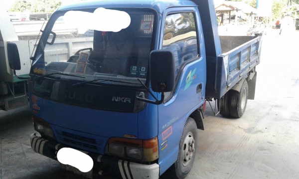 หกล้ออีซูสุดั้มเล็ก  100 แรงม้า  (รถร้านวัสดุ )  พร้อมใช้งาน  เล่มติดมือ