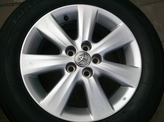 ขายแม็กTOYOTA  ALTIS พร้อมยางบริดสโตน 195/65R15 ยางสัปดาห์ที่50ปี10 ดอกยางสวยๆ จำนวน 1 ชุด