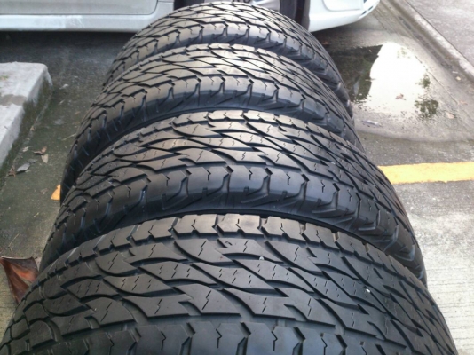 ขายแม็กTOYOTA FORTUNER ขอบ17 พร้อมยางบริดสโตนA/T 265/65R17 ยางสัปดาห์ที่31ปี13 สวยๆจำนวน 1 ชุด พร้อมน๊อตแท้ 24 ตัว