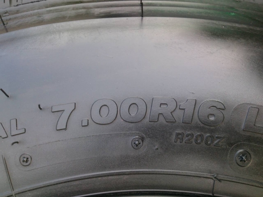 ขายยางถอดป้ายแดง 700R16 พร้อมกะทะเหล็ก 6 รูขอบ16 ยางบริดสโตน ยางสัปดาห์ที่33ปี15 ตุ่มหน้ายางสีอยู่ครบใหม่ๆ จำนวน 6 เส้น ขายยางถอดป้ายแดง 700R16 พร้อมกะทะเหล็ก 6 รูขอบ16 ยางบริดสโตน ยางสัปดาห์ที่33ปี15 ตุ่มหน้ายางสีอยู่ครบใหม่ๆ จำนวน 6 เส้น