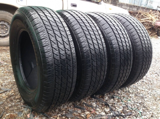 ขายยาง มิชลิน 265/65R17 ยางปี14  ดอกยางหนาเท่ากันไม่แตกลายไม่ร้าวไม่กินข้างไม่มีปะสวยๆ จำนวน 1 ชุด 7500
