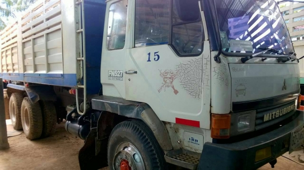 สิบล้อ มิตรซูชุ ไอ้หลง FN527M TD 613&times;&times;&times; 220โบว์-2เพา ดั้ม KC สภาพดีสวยกริบบางเดิมทั้งคัน ทะเบียนพร้อมโอน ราคา 795,000บ ต่อรอง