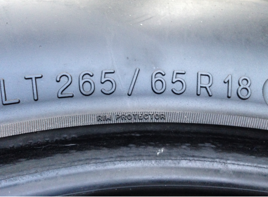 ยาง All BF goodrich 265 65 18 ปี12 ราคาไม่แพง