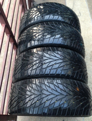 ยาง Toyo 265 40 22 ปี12 ดอกเต็ม คมๆ ราคาไม่แพง