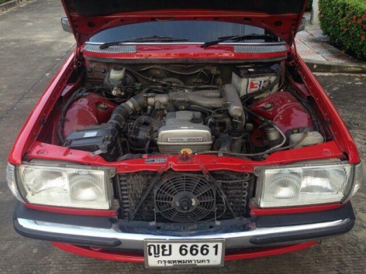 Benz W123 สีแดงเพลิง ชุดแต่ง amg รอบคัน สภาพสวย Benz W123 สีแดงเพลิง ชุดแต่ง amg รอบคัน สภาพสวย