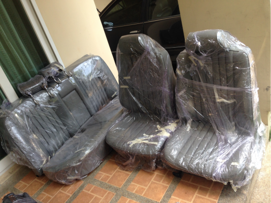 ภายใน W124 สีเทา ครบชุด สภาพ95\%ขึ้นไป ราคาสุดคุ้ม ประหยัดกว่าไปหุ้มใหม่หลายหมื่น