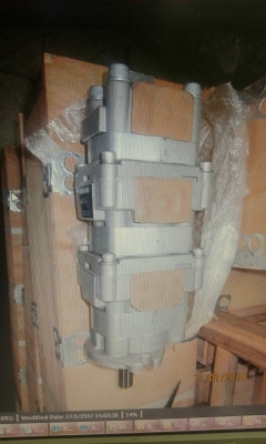 ขายปั๊มไฮดรอลิค ใส่ KOMATSU PC20 PC30 PC 40-6 และ 7