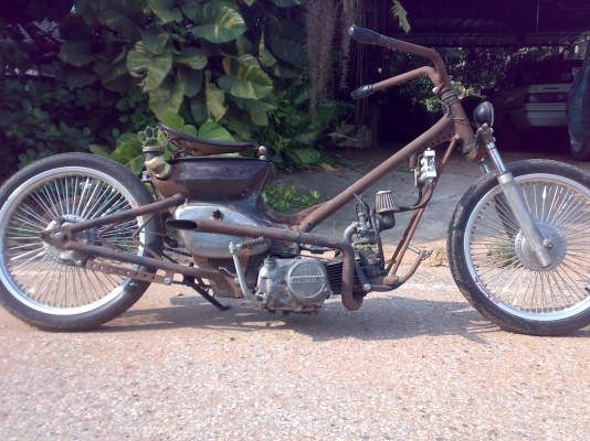 ฮาเล่  ไทยแลน รถยุชุมพร ครับ