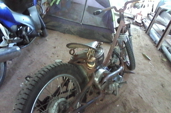 ฮาเล่  ไทยแลน รถยุชุมพร ครับ