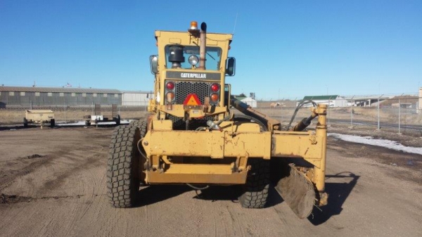 รถเกรด CAT 12G #61M12600 ปี 1988yr รถยังอยู่นอกนะคะ คันนี้มี scarify ให้ด้วยค่ะ ติดต่อ ใหม่ 061-4194022