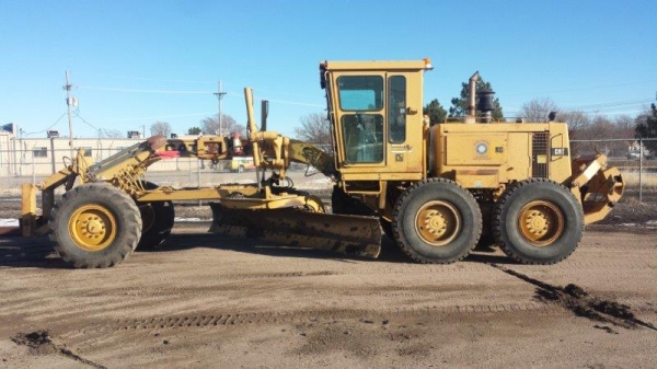 รถเกรด CAT 12G #61M12600 ปี 1988yr รถยังอยู่นอกนะคะ คันนี้มี scarify ให้ด้วยค่ะ ติดต่อ ใหม่ 061-4194022