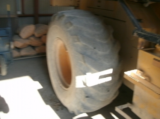 รถตัก โคมัตสุ WA150-1 #30370 รถอยู่ต่างประเทศนะคะ สนใจนำเข้าติดต่อ ใหม่ 061-4194022