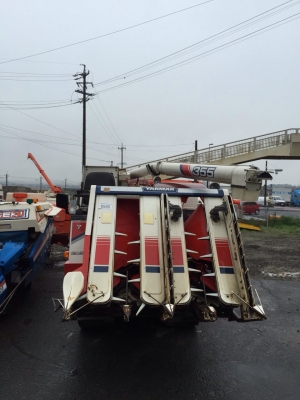 รถเกี่ยวข้าว YANMAR CA355Gเก่านอก สภาพพร้อมใช้งาน