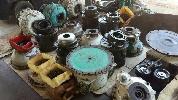 รับติดตั้งโม่ปูน ตัดต่อคัทซี เคาะปะผุทำสี