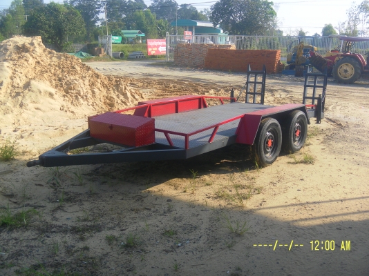 ขายเทเลอร์รถเกี่ยวของใหม่ราคา65000บาทสนใจโทร0816426706