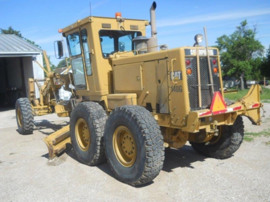 รถเกรด Caterpillar 140G #72V15600 (USA) สนใจโทร. 080-6565422 (หนิง)