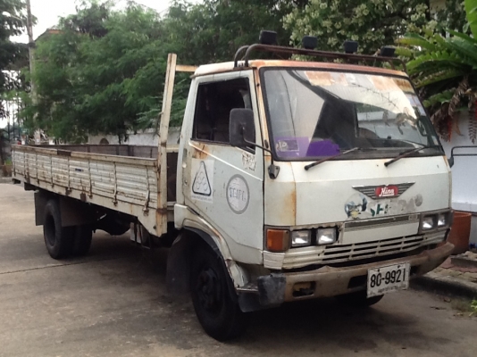 รถห้าง HINO KM779  117แรงม้า