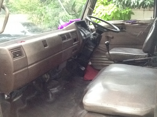 รถห้าง HINO KM779  117แรงม้า