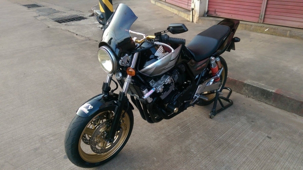 ขายคับ HONDA CB400 TECH1 ปี2000 ทะเบียนพร้อมโอนภาษีไม่ขาด ท้ายเทค3ทั้งชุด ท่อแต่ง ยางเต็ม แฮนด์แต่ง ชิวหน้า กันล้ม ราคา 95000 บาท ส่งได้ทั่วไทยคับ สนใจติดต่อ 081-0578282 คับ ส่งได้ทั่วไทยคับ สนใจติดต่อ 081-0578282 FACEBOOK ชาญณรงค์ ป๊อป ชัยอมฤต ไอดีไลน์ P