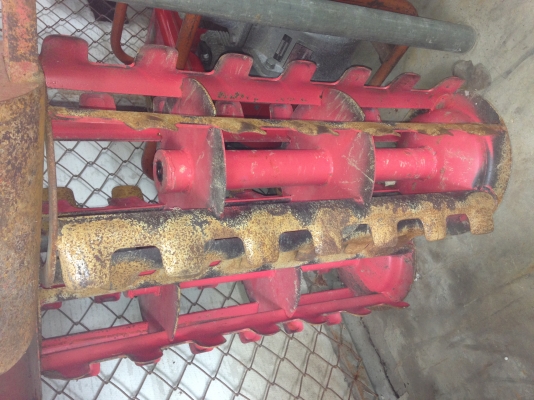 ผานโรตารี่ เก่านอกสภาพสวย ผานโรตารี่ เก่านอกสภาพสวย