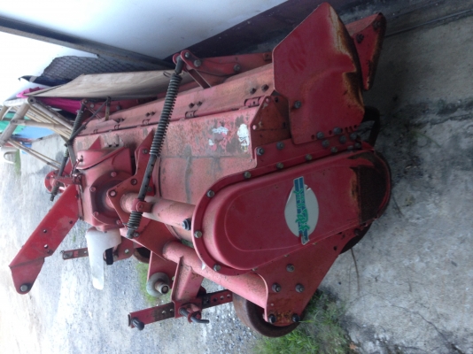 ผานโรตารี่ เก่านอกสภาพสวย ผานโรตารี่ เก่านอกสภาพสวย