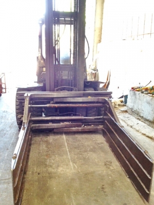 Forklift Toyota 5fd50 ดีเซล เสา 5 เมตร งาคีบ/หนีบ bale camp