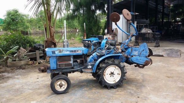 รถไถพรวนดินนั่งขับ  ISEKI  รุ่น TX1210 ขนาด 12 แรง  เก่าญี่ปุ่น สภาพพร้อมใช้งาน