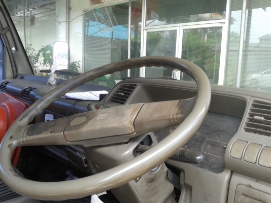 ISUZU NPR 120 รถบรรทุกน้ำมัน