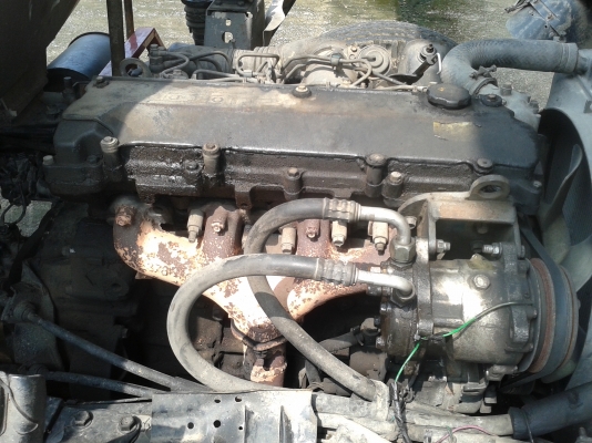 ISUZU NPR 120 รถบรรทุกน้ำมัน