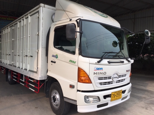 ฮีโน่  150 แรง ปี 53  ยาว 5.60 เมตร ตู้ 10 บาน ราคา 960,000 บาท