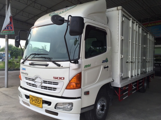 ฮีโน่  150 แรง ปี 53  ยาว 5.60 เมตร ตู้ 10 บาน ราคา 960,000 บาท