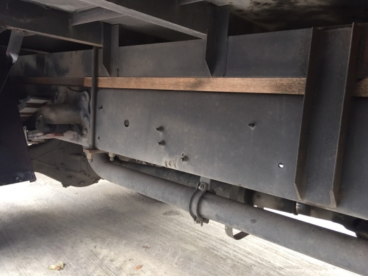 ฮีโน่  150 แรง ปี 53  ยาว 5.60 เมตร ตู้ 10 บาน ราคา 960,000 บาท