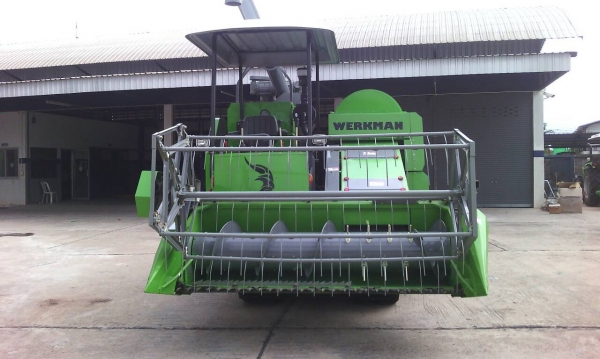 WRC-95 รถเกี่ยวข้าว สมรรถนะสูง