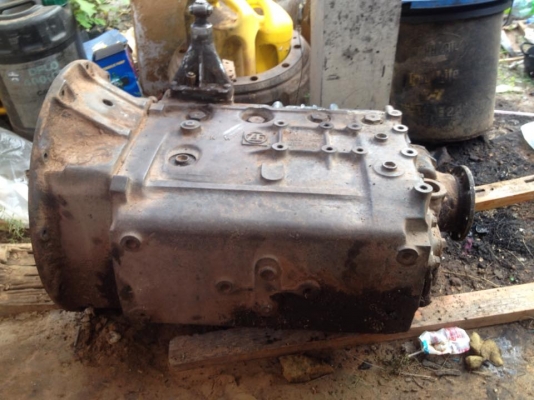 ขายเครื่องเบนซ์ พร้อมเกียร์ZF