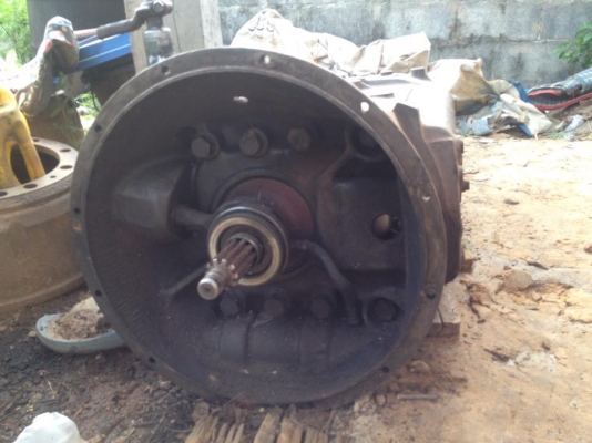 ขายเครื่องเบนซ์ พร้อมเกียร์ZF