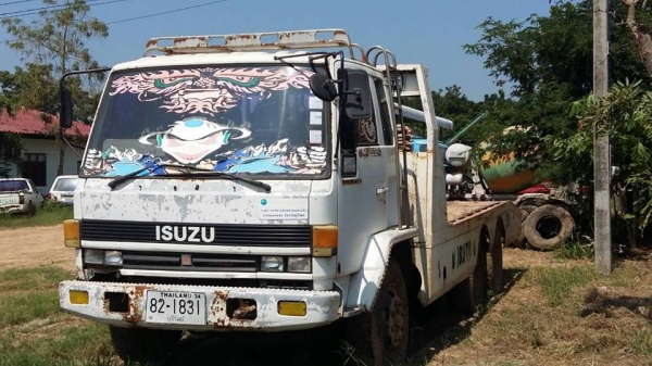 ขายเทรลเลอร์2เพลา หางใหญ่ขึ้นPC200ได้ เครื่อง175แรง สภาพพร้อมใช้งาน เอกสารพร้อมโอน สนใจโทร 090-8588220คุณนะ 093-3258446คุณบิว หรือเข้าดูสินค้าอื่นๆได้ที่ www.truck.in.th/498 หรือเพจFacebook ณรงค์ ซื้อขายรถมือสอง (เว็บไซต์ส่วนตัว) หรือFacebook ตลาดรถมือสอง